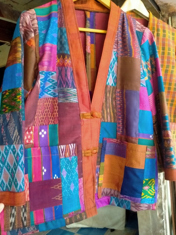 เสื้อคลุมผ้าไหม