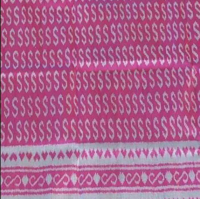 กลุ่มทอผ้าไหมประทัดบุ