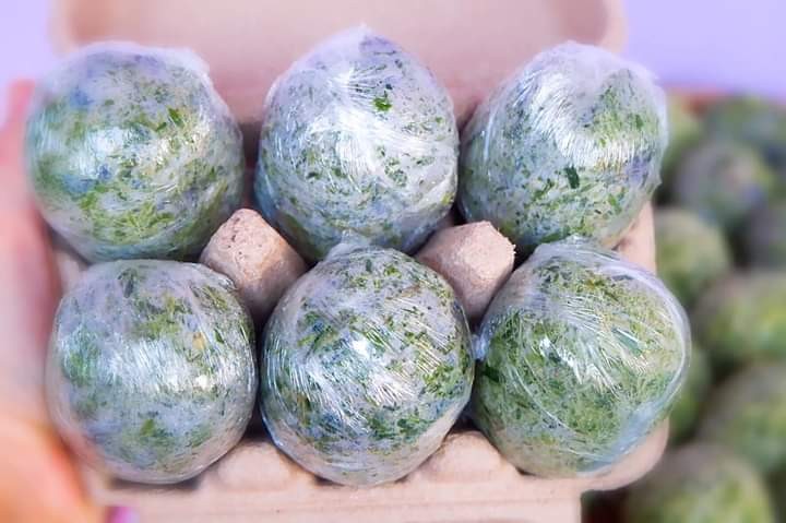 ไข่เค็มสมุนไพรใบเตยบุญญารัตน์ฟาร์ม