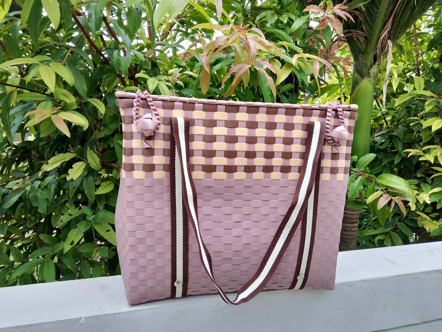 กระเป๋าจักสานบ้านสะพานใหม่