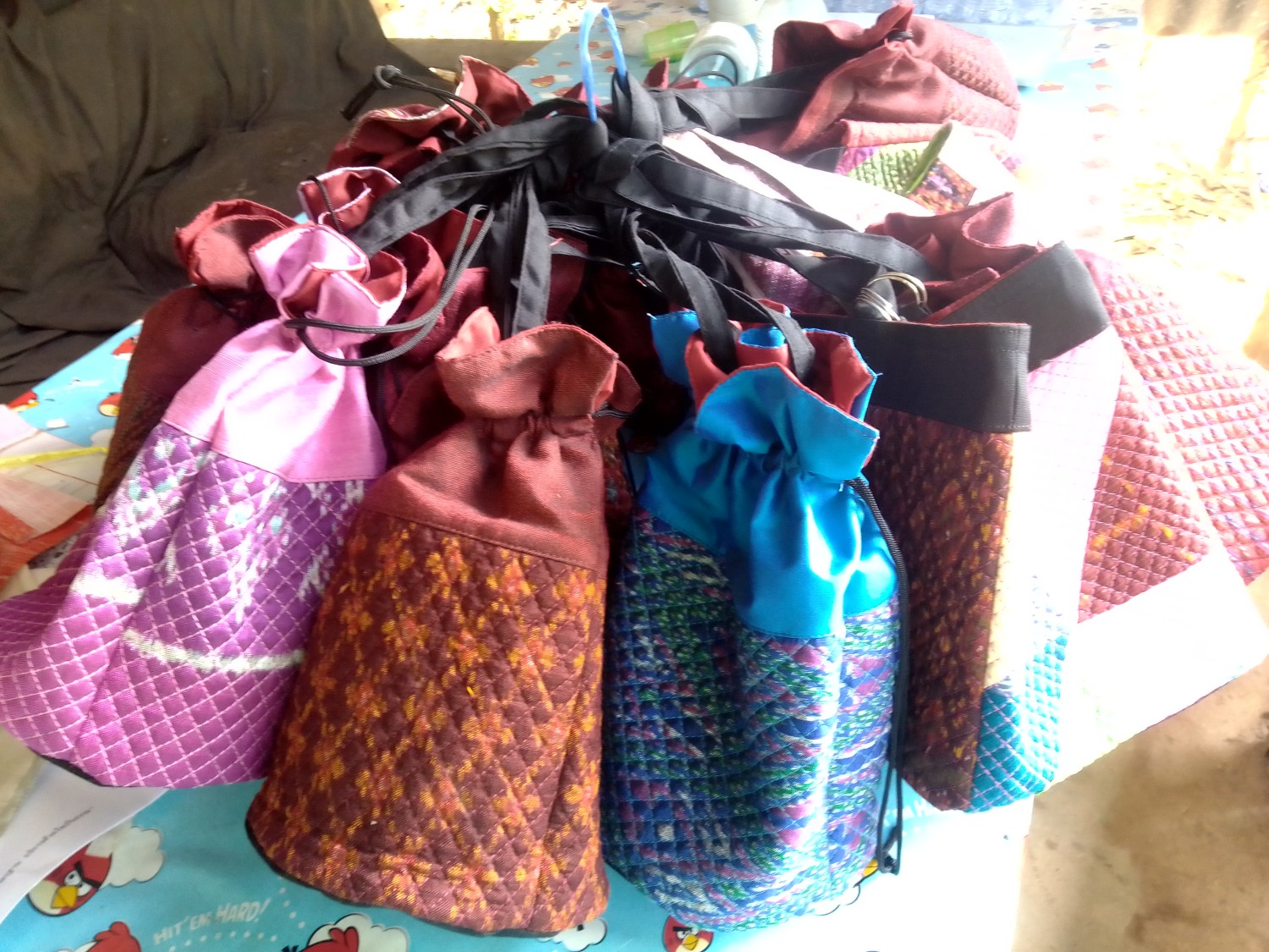 กระเป๋าลูกตุ้ม