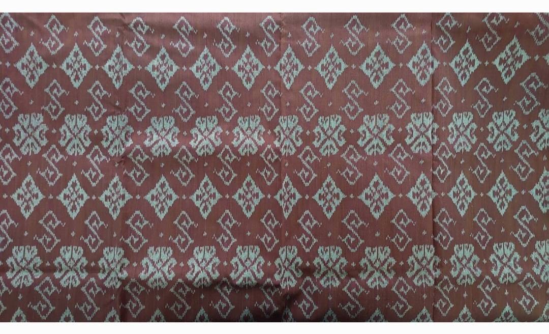 ผ้าไหมมัดหมี่