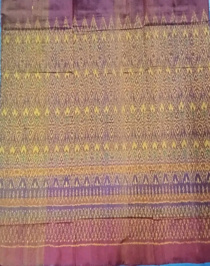 ผ้าไหมมัดหมี่ 3 ตะกอ