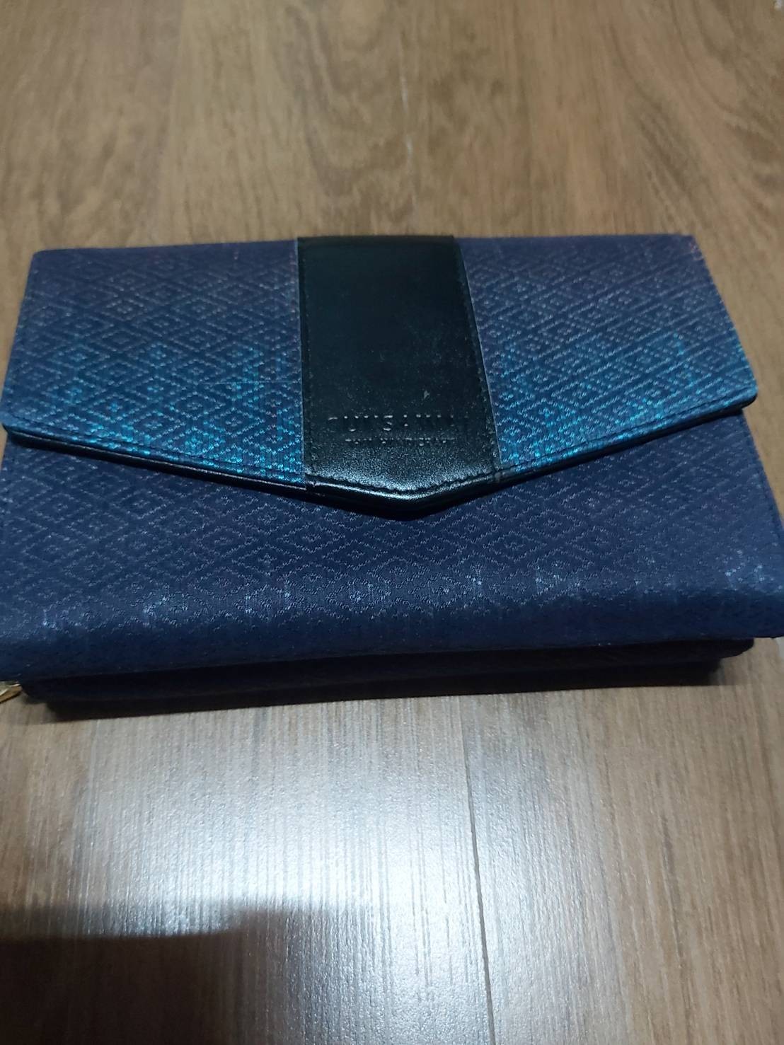 กระเป๋าผ้าไหม