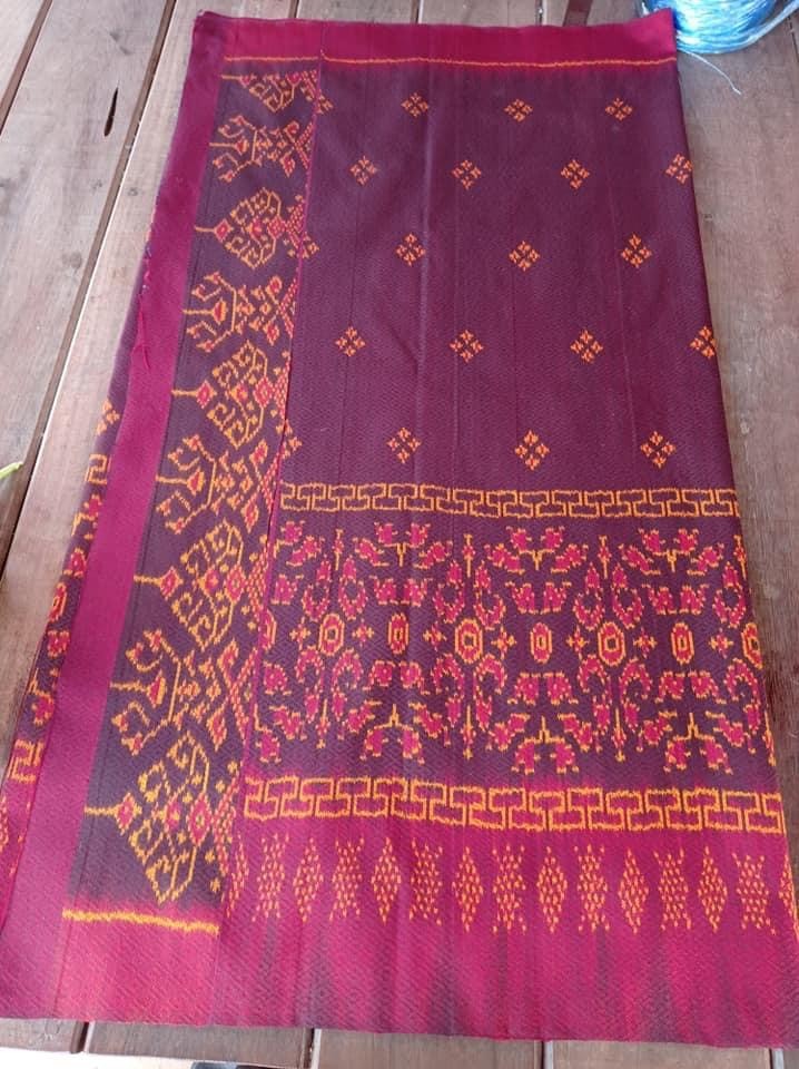 ผ้าไหมมัดหมี่