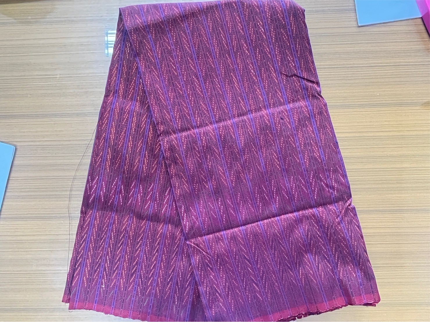 ผ้าไหมมัดหมี่สีธรรมชาติ