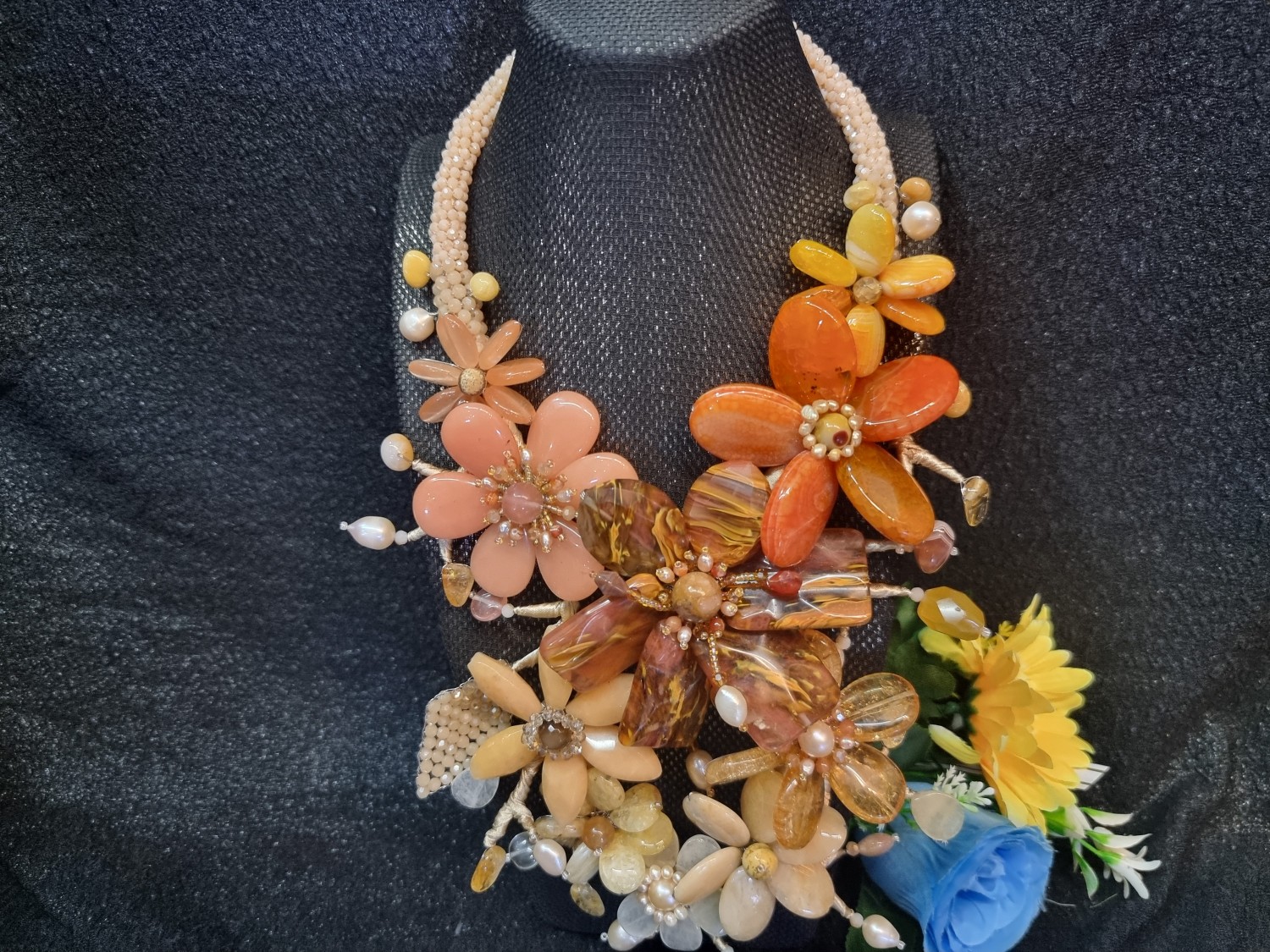 สร้อยอาเกดดอกส้ม