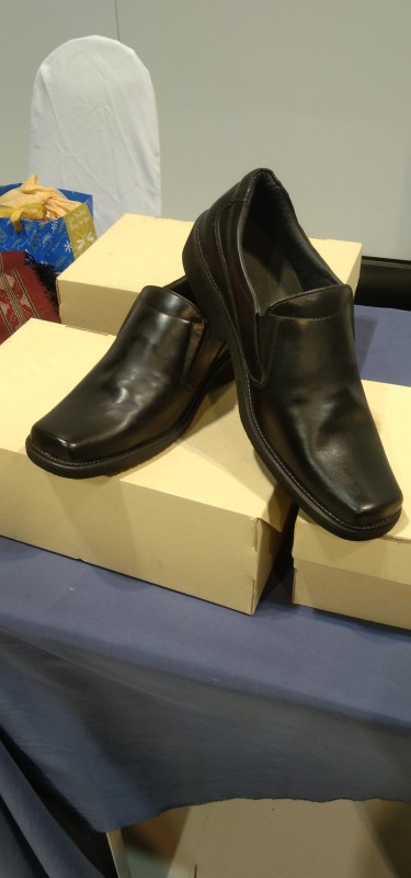 รองเท้าคัชชูผู้ชาย