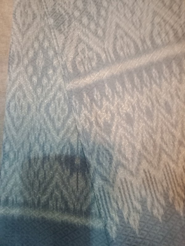 ผ้าไหมมัดหมี่ 3ตะกอเหยียบเหาะหมักโคลน