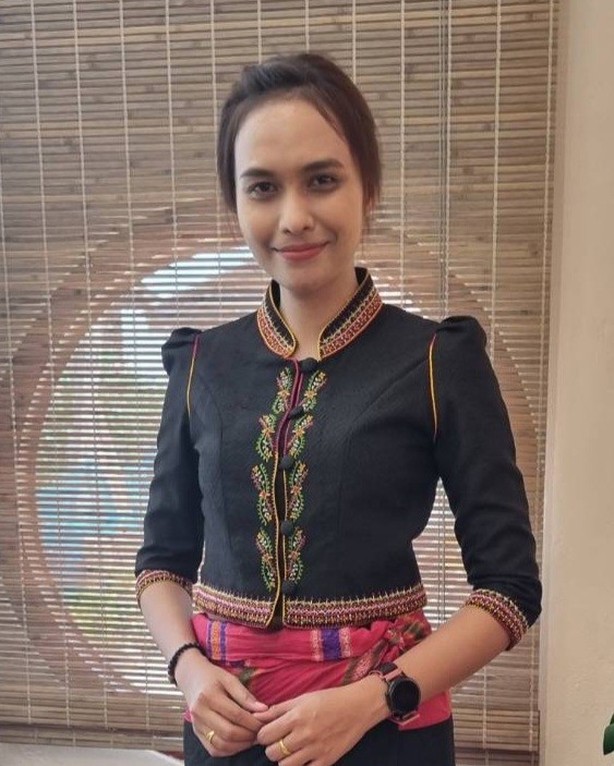 เสื้อแซว