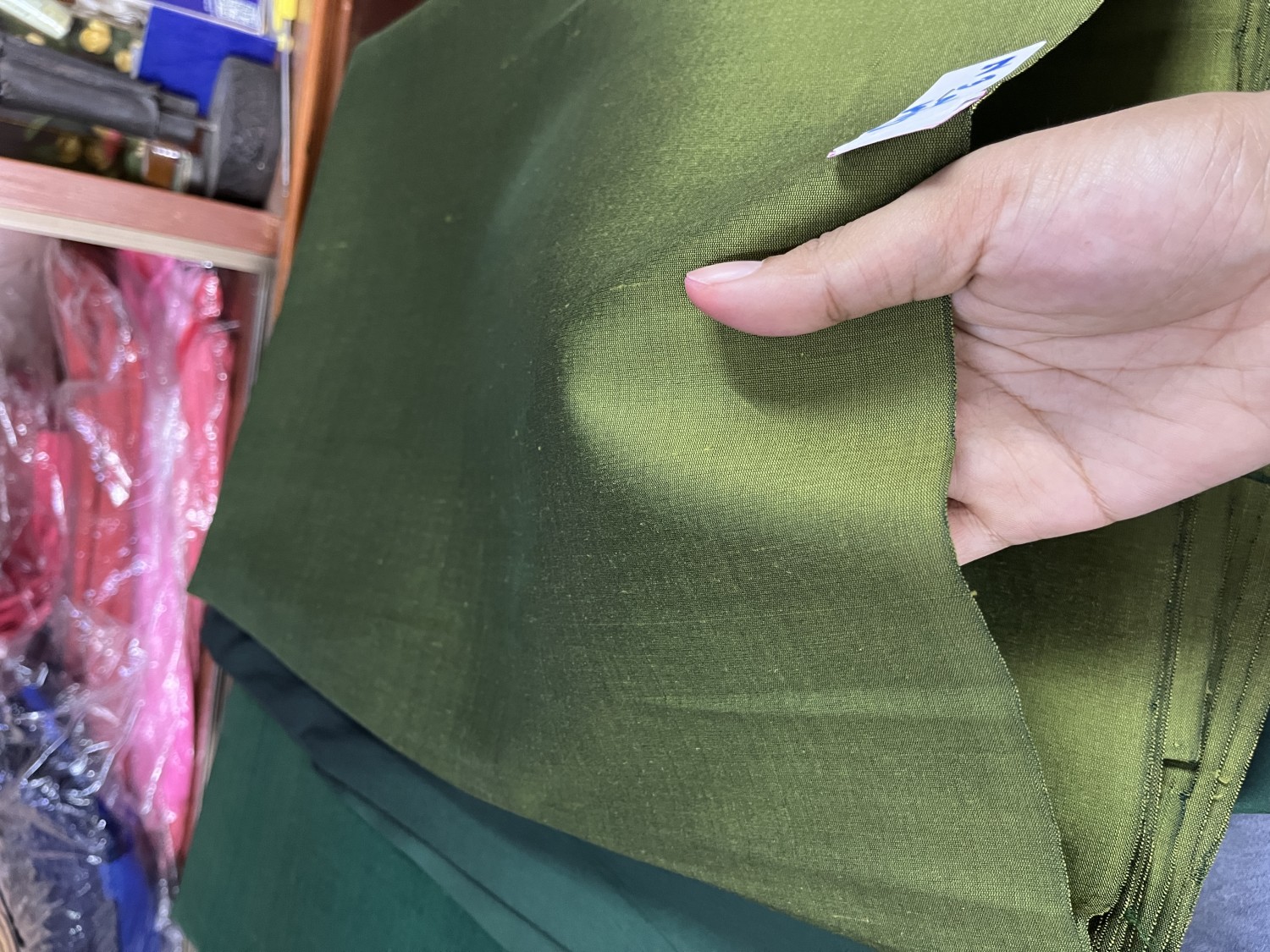 ผ้าไหมสีพื้น