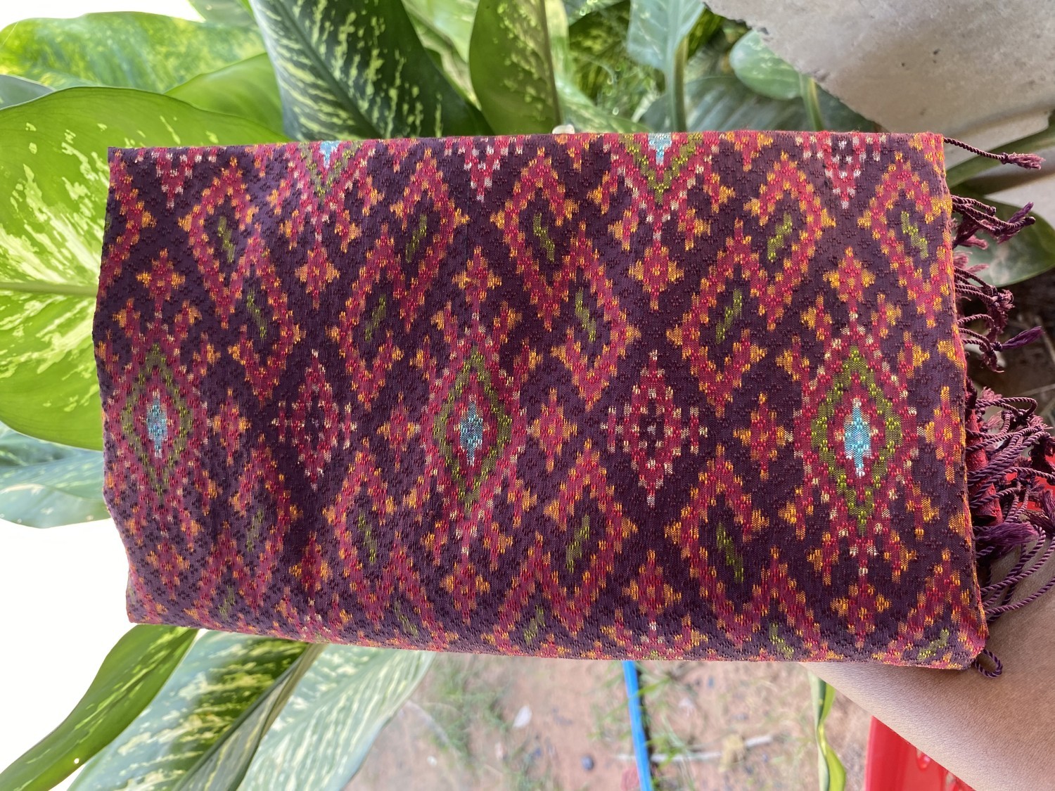 ผ้าไหมลายเรือเงิน