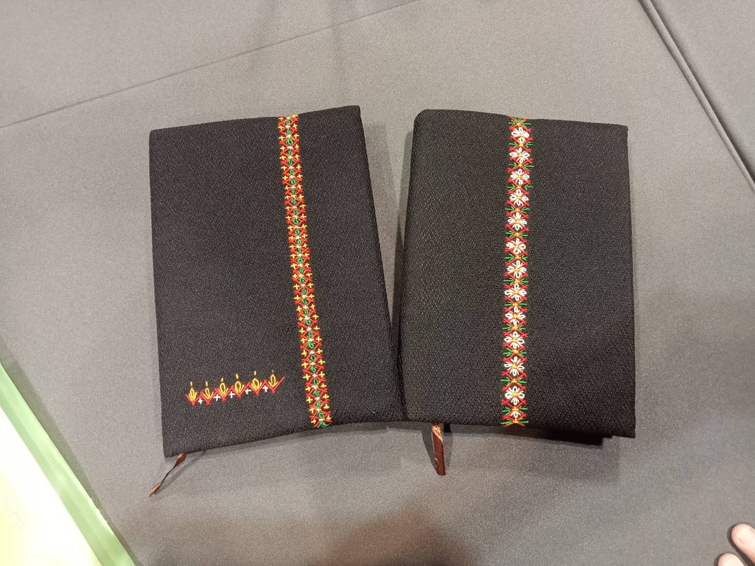 สมุดบันทึกผ้าไหม