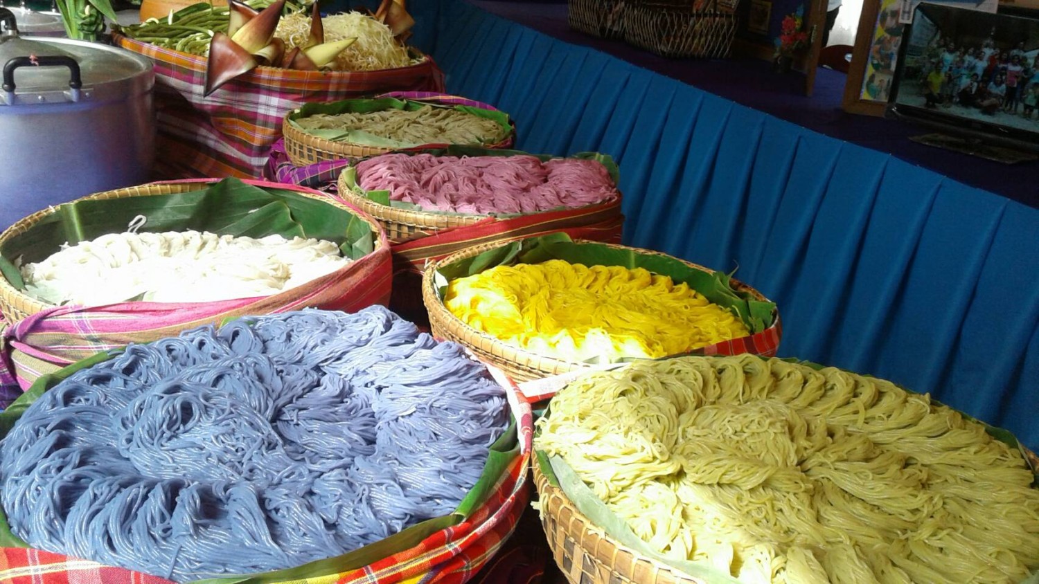 ขนมจีนสมุนไพร