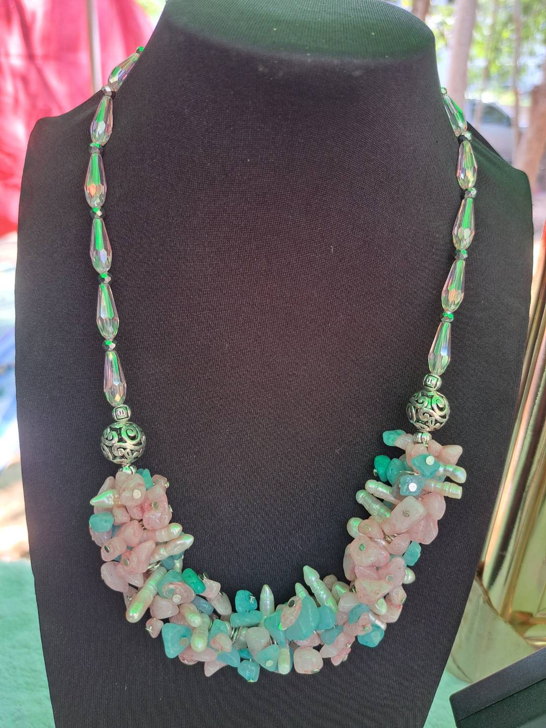 สร้อยคอ หินปาการังแดง สลับหินสี