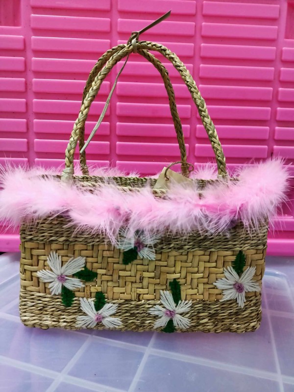 กระเป๋าถือ