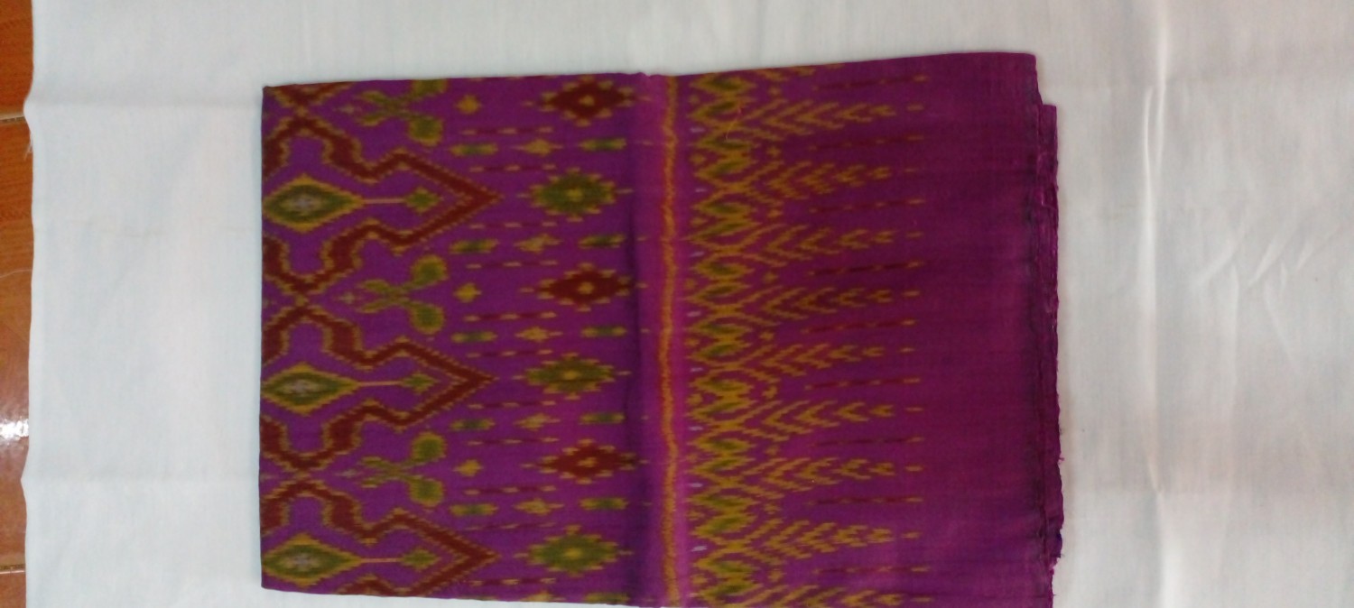 ผ้าไหมมัดหมี่