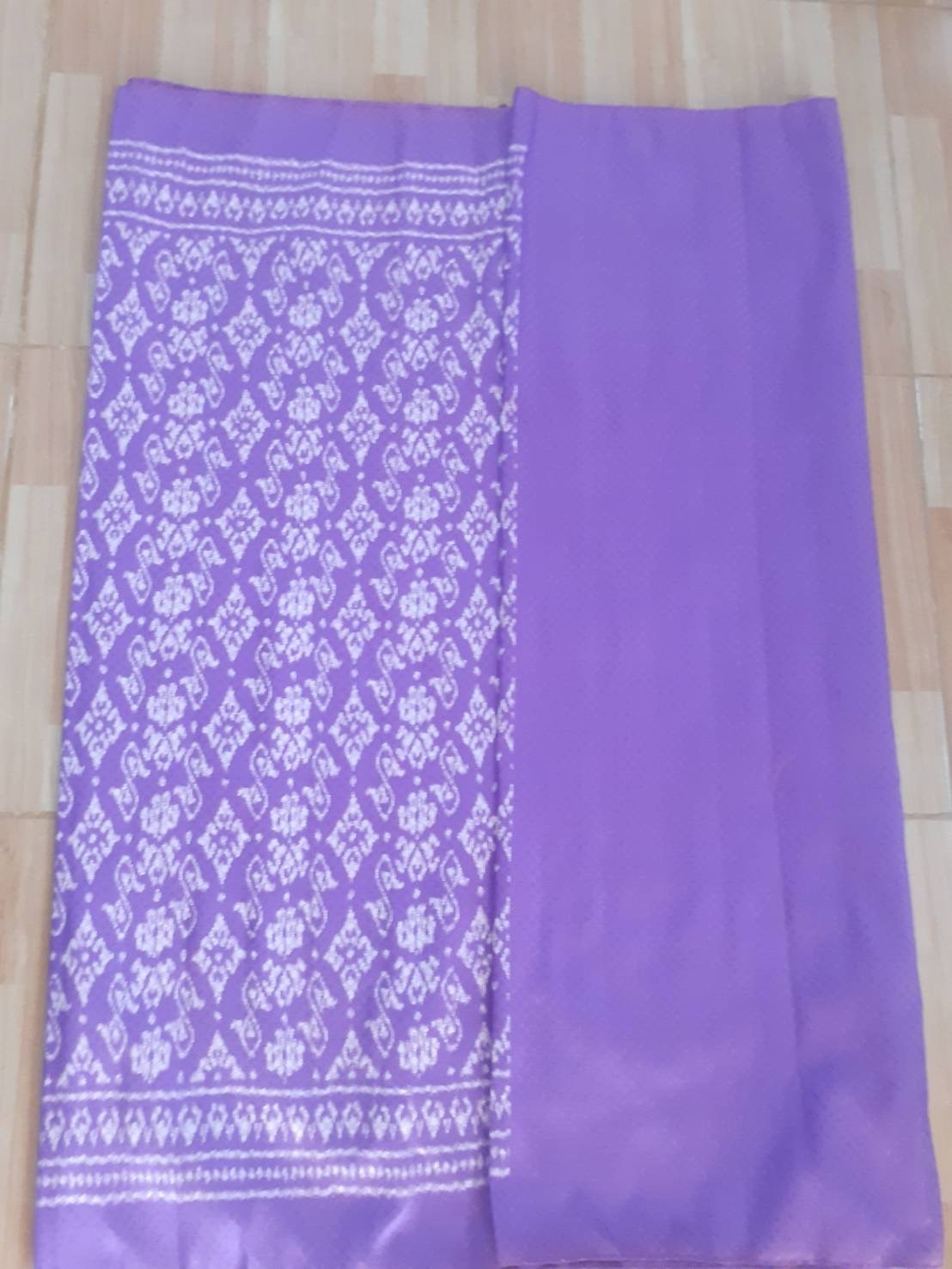 ผ้าลายดอกรักราชกัญญา