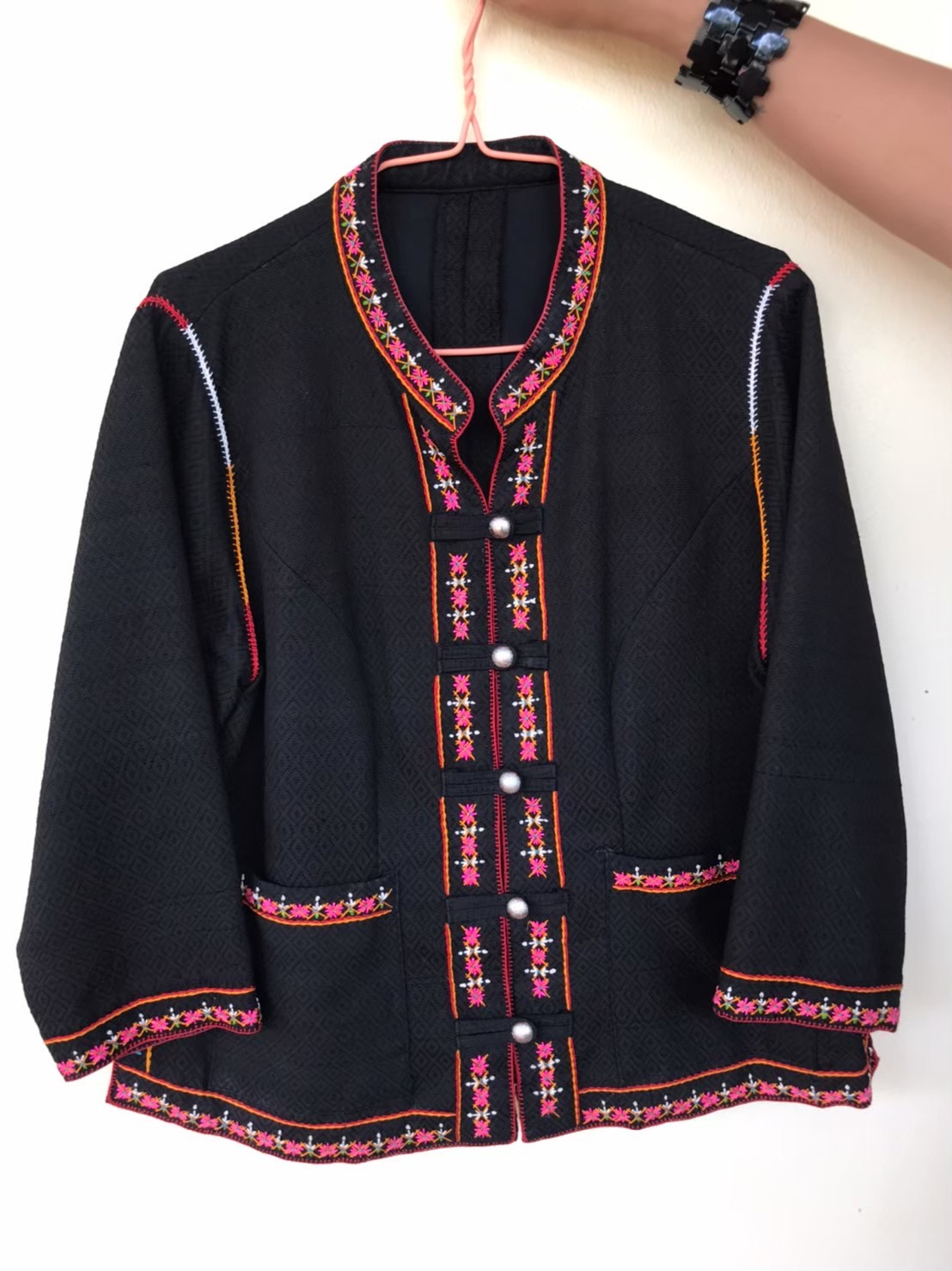 เสื้อแซว