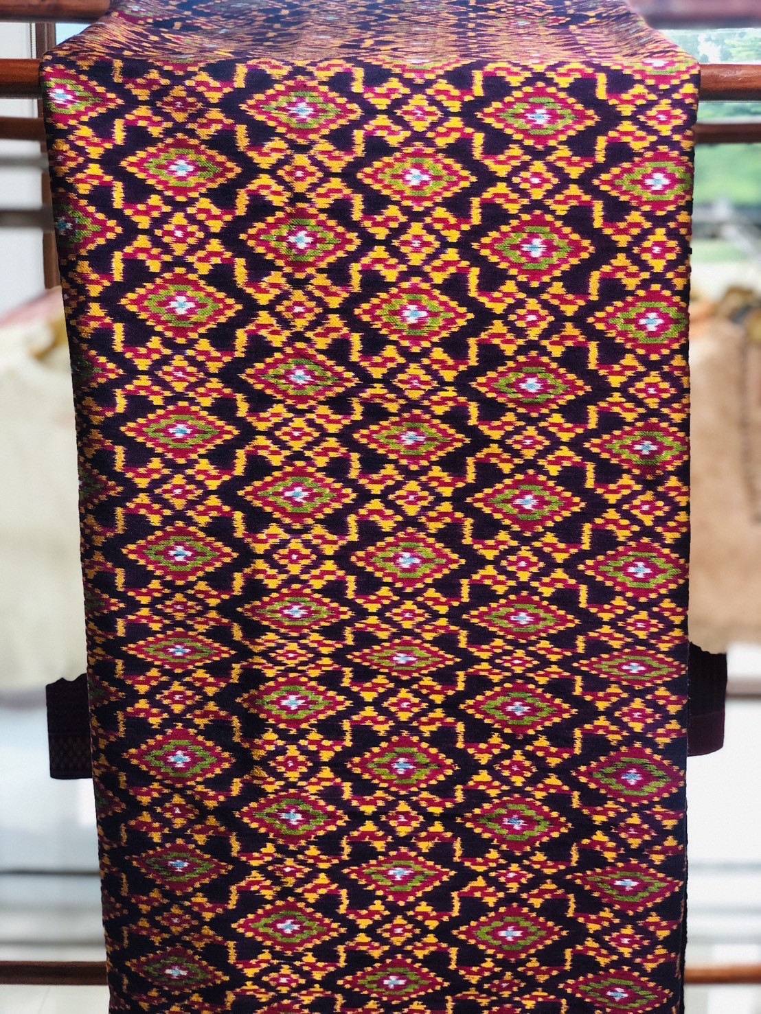 ผ้าไหมมัดหมี่