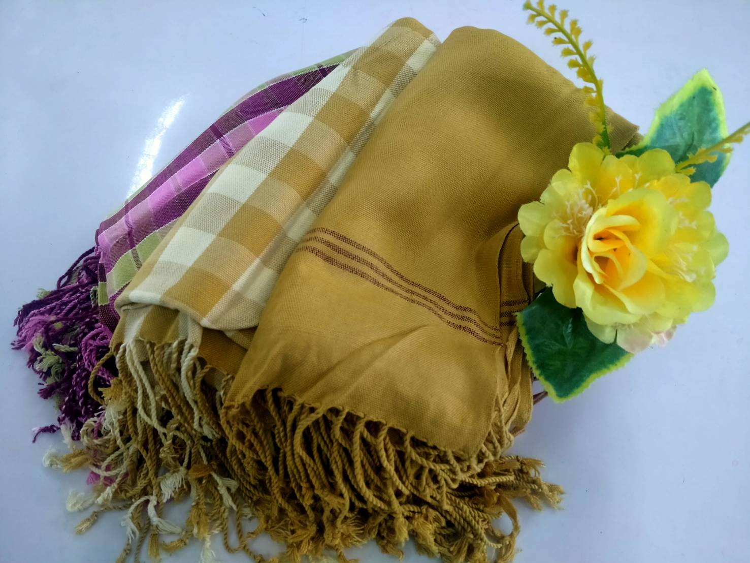 กลุ่มสตรี ทอผ้าฝ้ายบ้านหมื่นสังข์