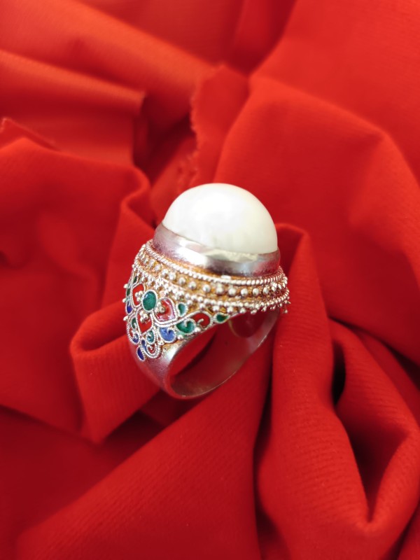 แหวนหัวงาช้าง