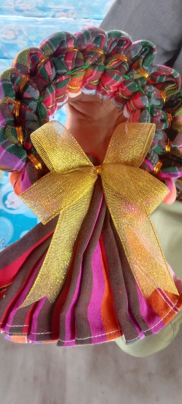 มาลัยผ้าขาวม้า