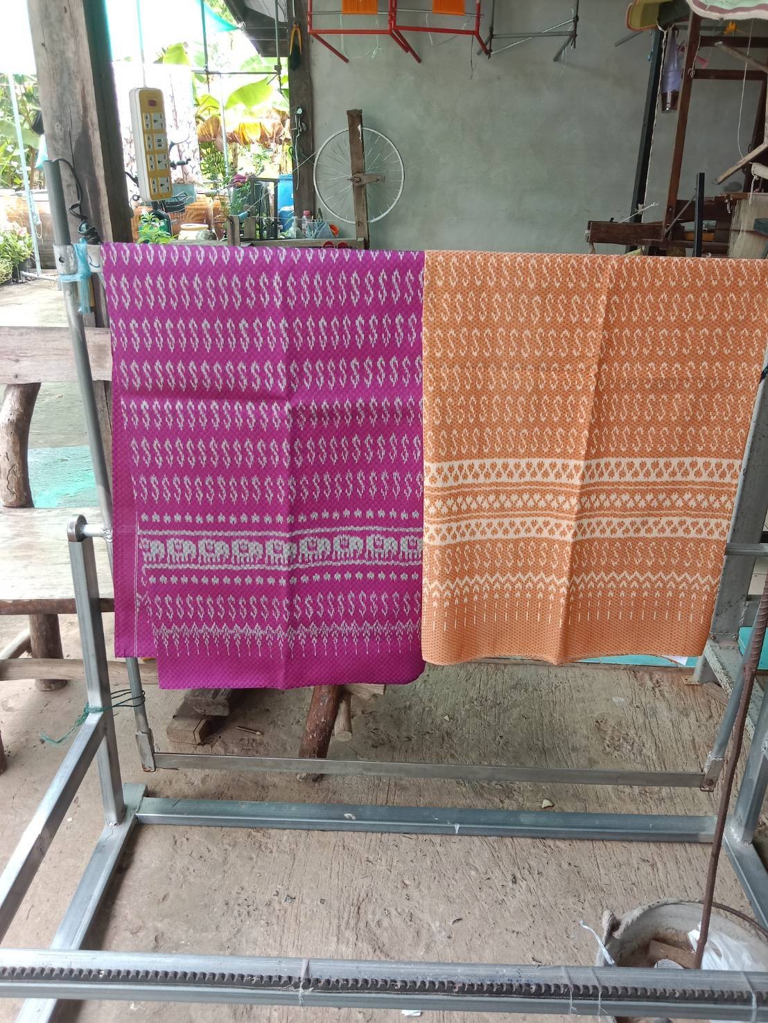 ผ้าไหม 5ตะกอ ย้อมสีเคมี