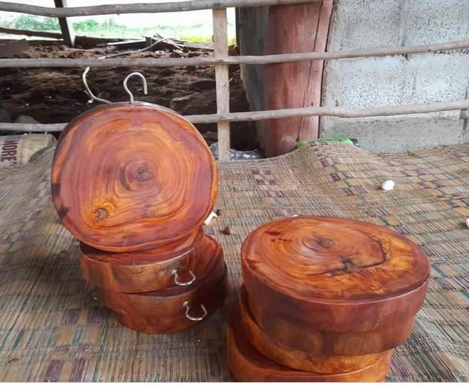 เขียงไม้แดง