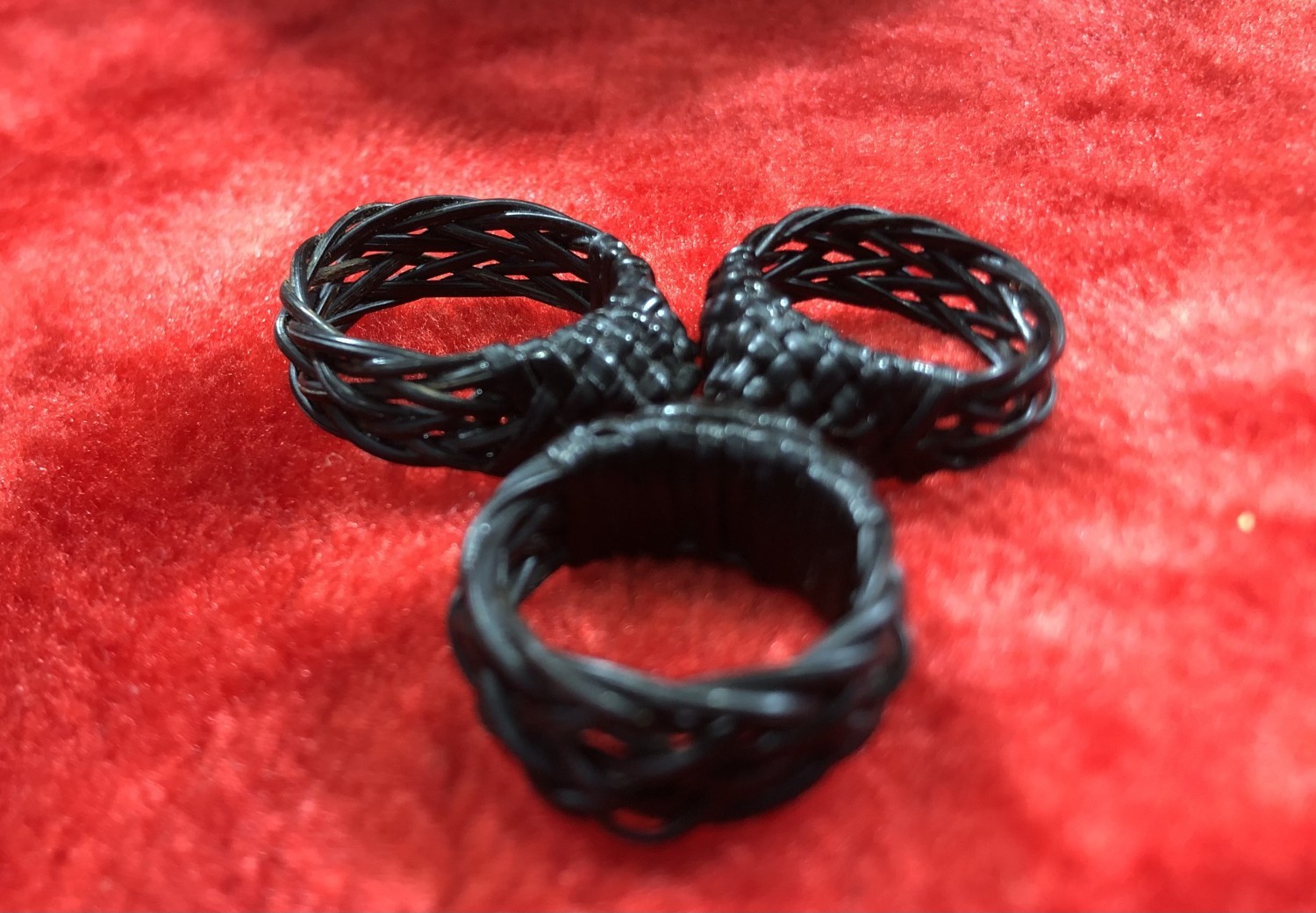 แหวนหางช้างปลอกเก้าดำ