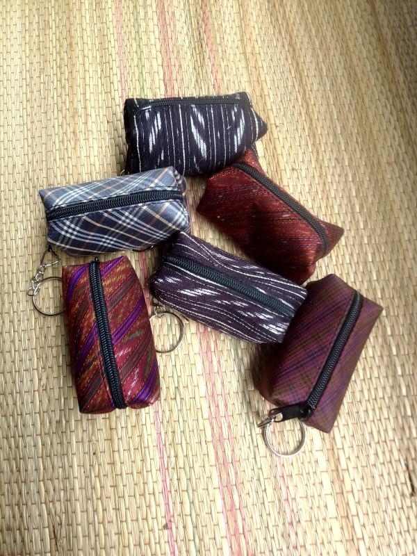 กระเป๋าพวงกุญแจ