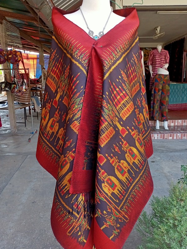 คลุมไหล่ ไหมสุรินทร์