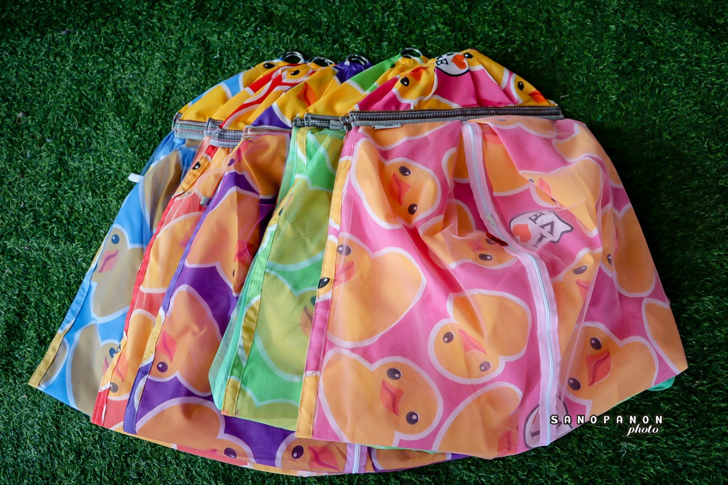 เปลเด็กมีมุ้งลายการ์ตูนกระต่าย/เป็ดเหลือง