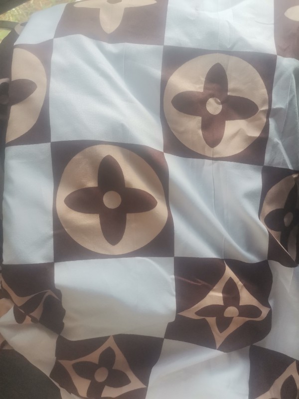 ปลอกหมอนลาว