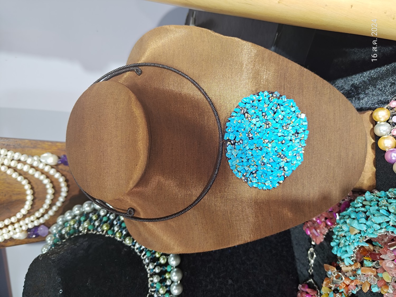 สร้อยคอโช๊คหินเทอร์ควอยซ์