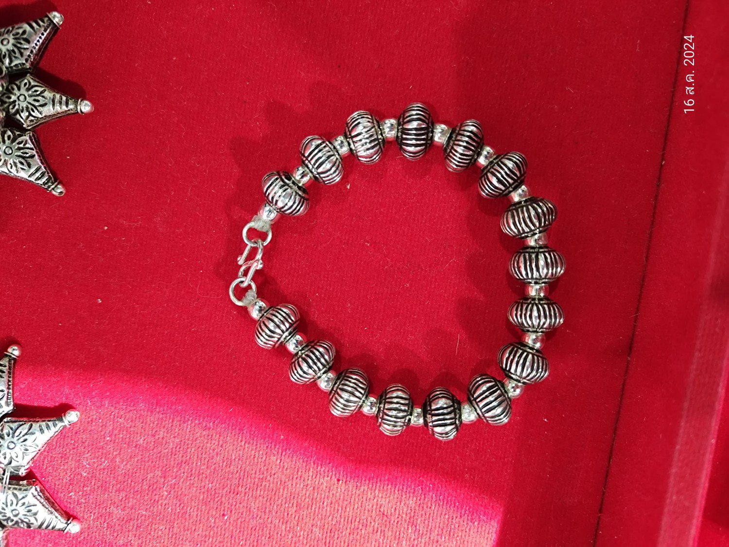 กำไลข้อมือเงิน