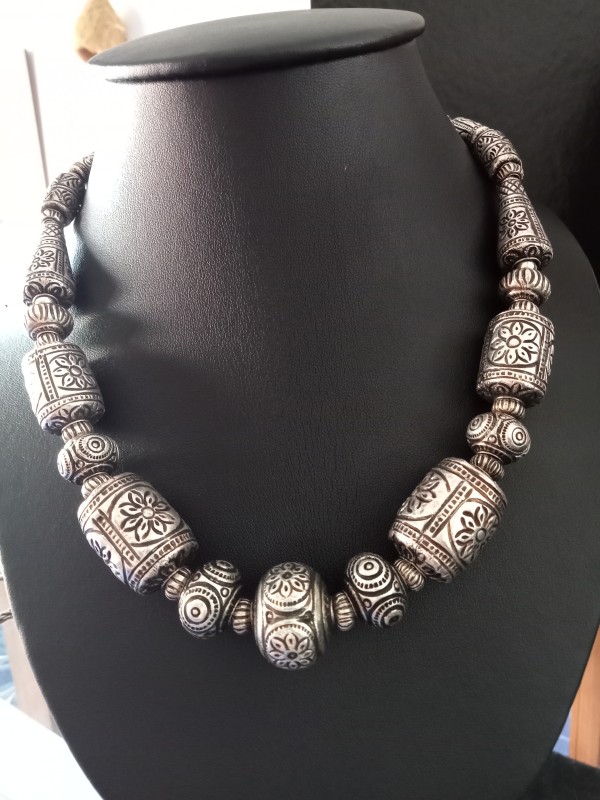 สร้อยตอกลายเม็ดเงินประคำ