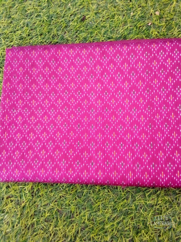 ผ้าไหมมัดหมี่ลายกันแยงสามตะกอทอมือ