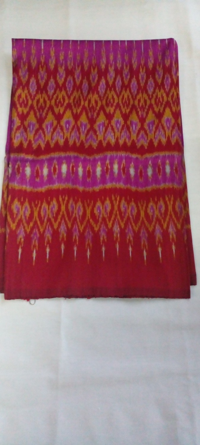 ผ้าไหมมัดหมี่