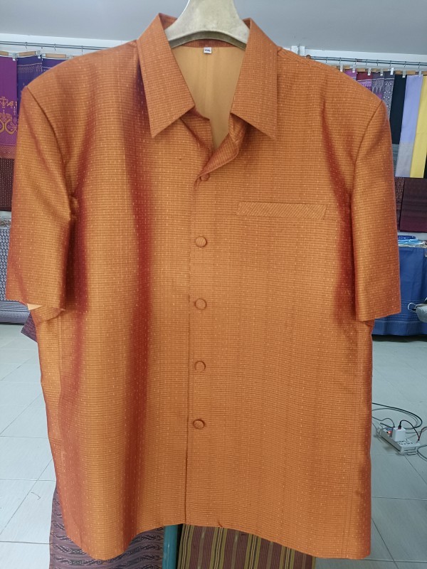 สูทผ้าไหม ลายอำปรประยุกต์