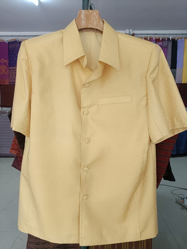 เสื้อสูทผ้าไหมยกดก