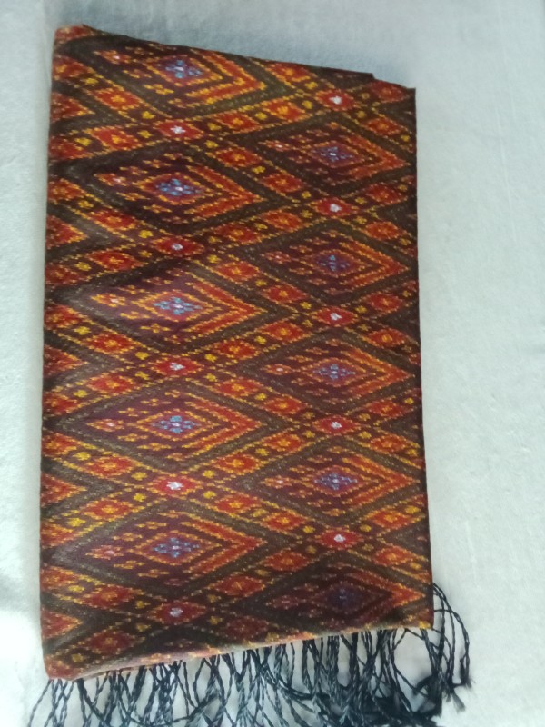 ผ้าลายโฮลเปราะสีเคมี