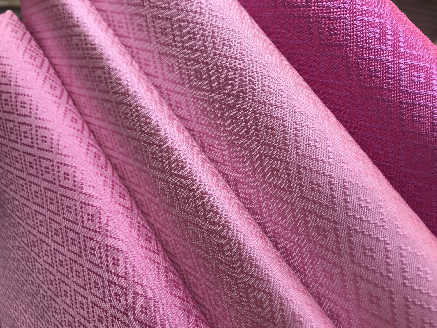 ผ้ายกดอก