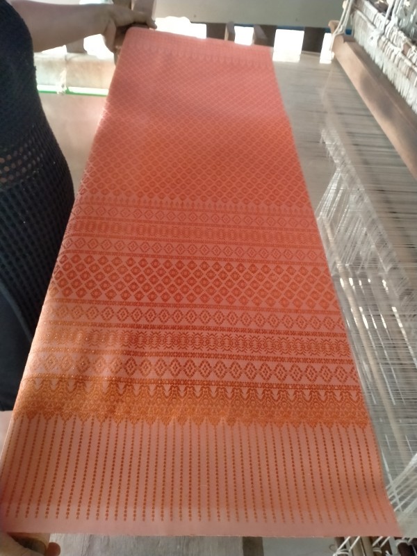 ผ้ายกดอลายประจำยามค่