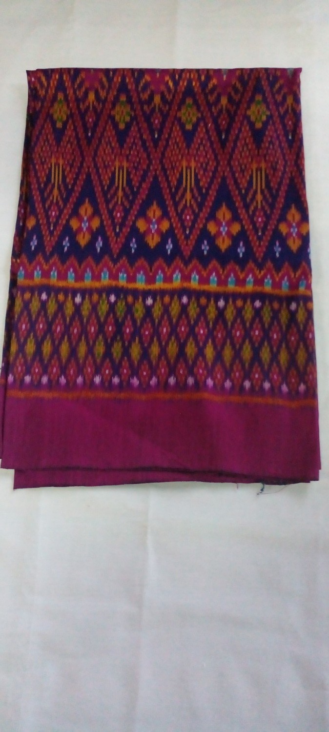 ผ้าไหมมัดหมี่