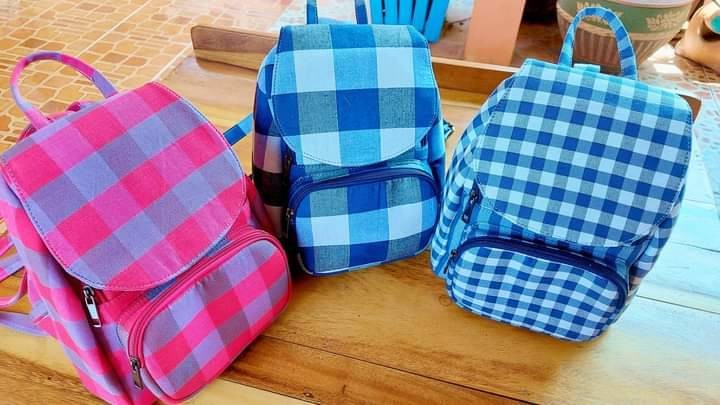 กระเป๋าเป้ผ้าขาวม้า