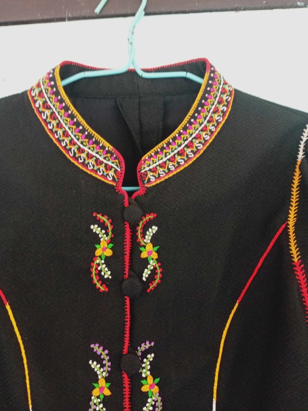 เสื้อกวย