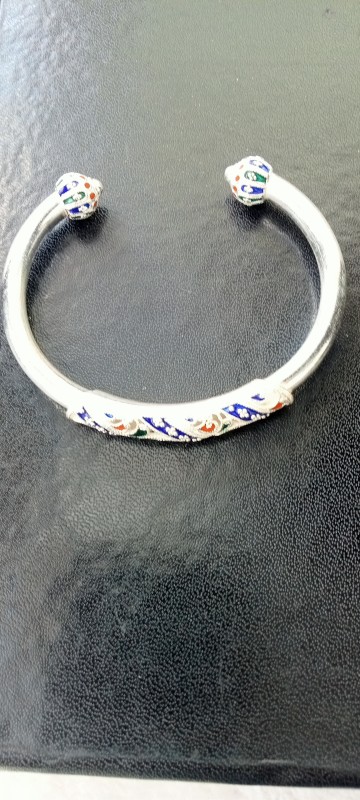 กำไลเงินลงยา