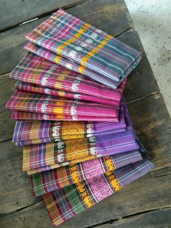 ปราสาทไหมไทย