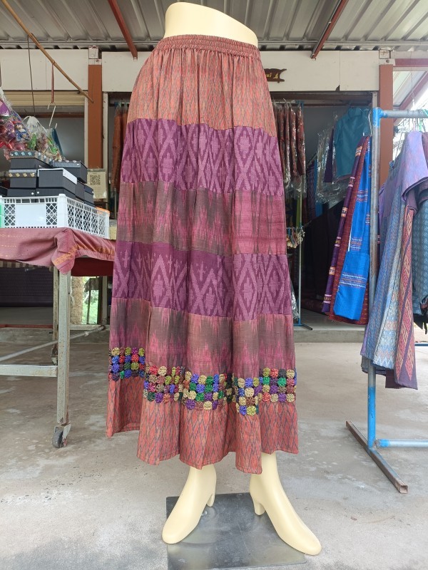 กระโปรงผ้าไหมเก่าดอก1ชั้น